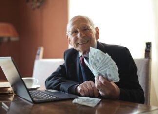 ganhar dinheiro na internet